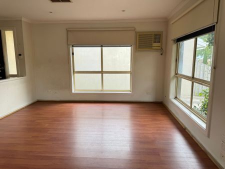 Charming Family Home in Meadow Heights - Photo 5