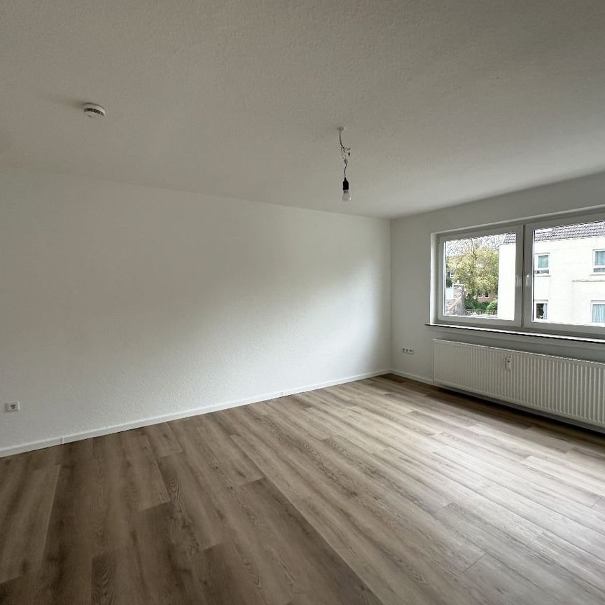 Helle, neu renovierte 3-Zimmerwohnung ca. 82m² mit Balkon in Dortmund-Marten zu vermieten! - Photo 1