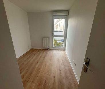 Appartement Montigny Le Bretonneux 3 pièce(s) 71.06 m2 - Photo 2