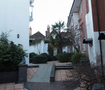 City Centre, Worcester - Photo 5