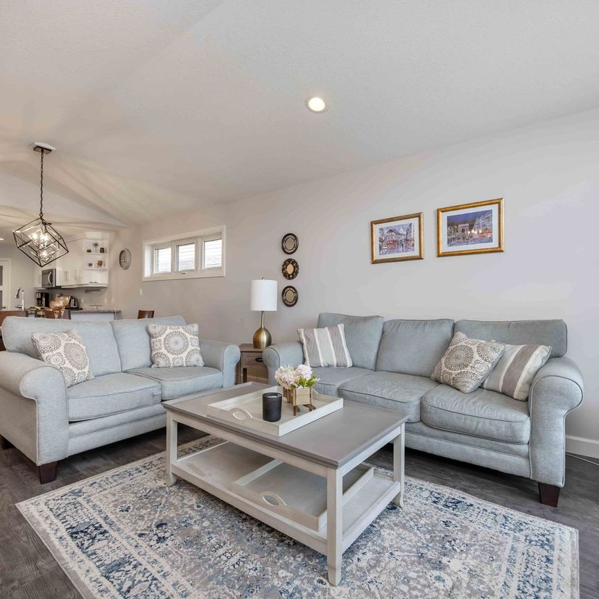 Bright &amp; Modern 4 Bedroom, 3 Bath Home in The Rapids - Photo 1