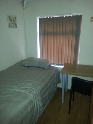 3 Bed Student Accommodation - Photo 1