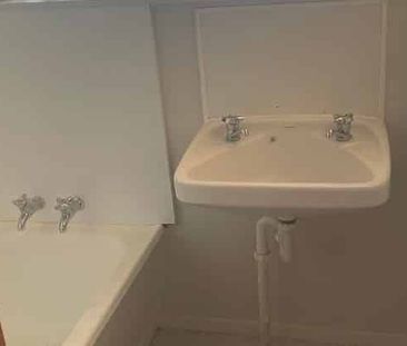 Masterton, 3 Bedroom - Photo 2