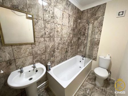 1 bedroom flat to rent - Photo 2