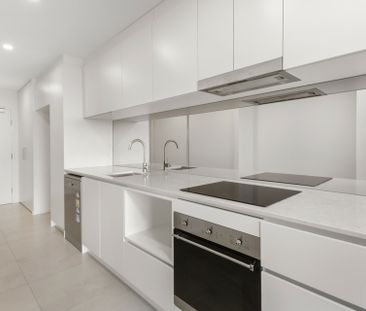 Modern Amenities. Urban Location. Sophisticated Style. - Photo 6