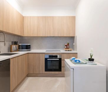 “Fully Furnished Studio in the Heart of South Brisbane” - Photo 1