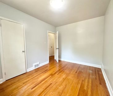 For Lease - 1048 Kennedy Road Unit# Main Floor, Toronto, Ontario - Photo 2