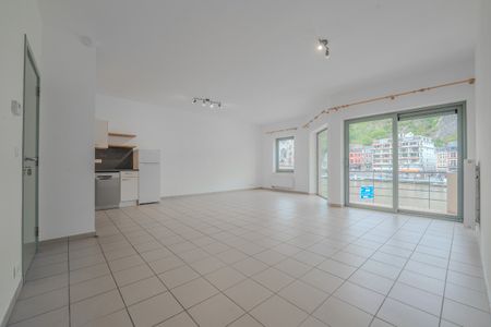 2 slaapkamer appartement uitzicht op Maas te huur in Dinant - Photo 2