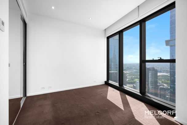 LUXURIOUS 2-BED 2-BATH AT PRIMA TOWER WITH STUNNING VIEWS - Photo 1