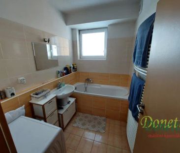 Pronájem pěkného bytu 1+kk, balkón (43 m - Photo 3
