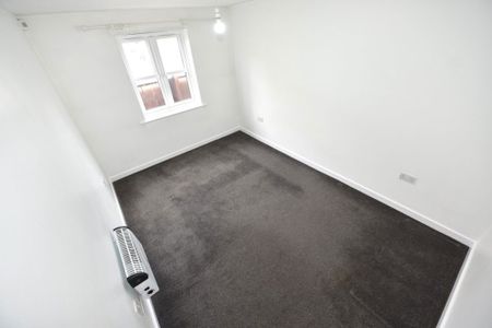 2 bedroom Flat in Calverley Ln, Leeds - Photo 3
