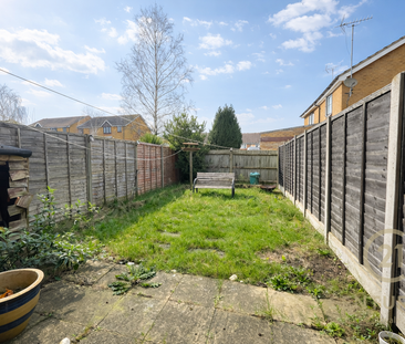 3 bedroom terraced house to rent - Photo 5