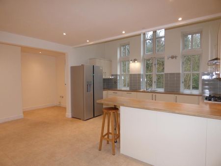 4 bedroom townhouse to rent - Photo 5
