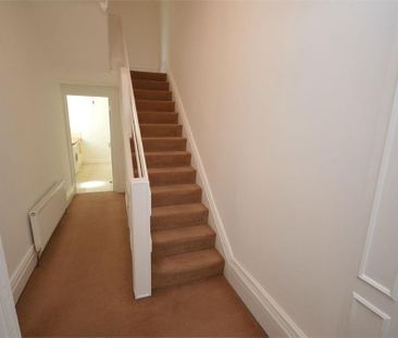 4 bedroom terraced house to rent - Photo 4
