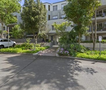 Prestigious Waterfront Living with Resort Style Facilities - Photo 6