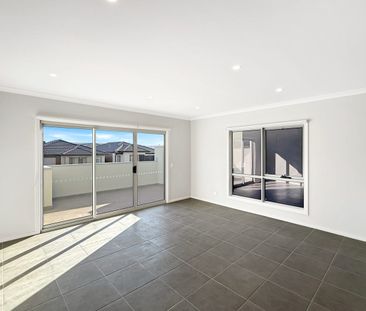 🏡 Brand New 4-Bedroom Townhouse in Wollert - Photo 1