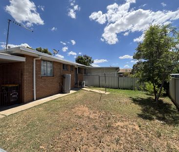 2/38 Links Ave, Tamworth - Photo 3