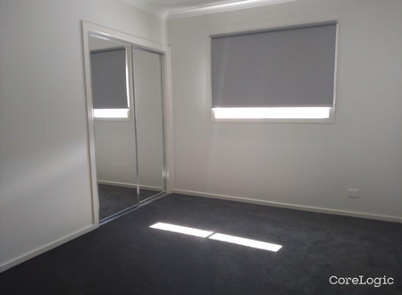 Close proximity to parklands, schools and shopping! - Photo 2