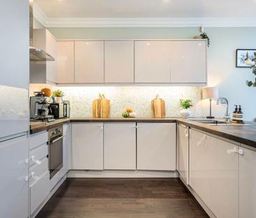 4 bedroom house to rent - Photo 1