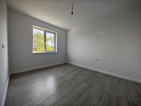 Apartament cu 2 camere 47 mp decomandat | Centrala Proprie | Zona Giroc - Fotografie 5