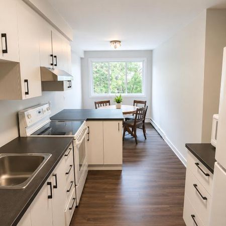 4.5 au coeur du vieux longueuil - Photo 3