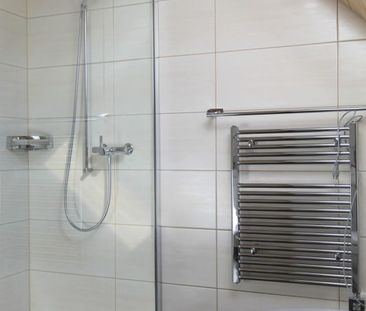 3.5 Zimmer-Dachgeschosswohnung - Photo 2