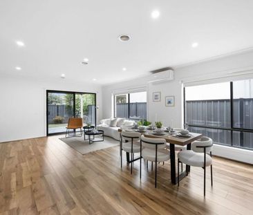 House So Nice, Even Your Plants Will Start Complaining if You Leave - Photo 5