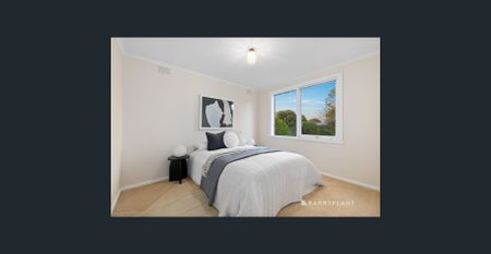 Family Comfort with Space to Enjoy! - Photo 3