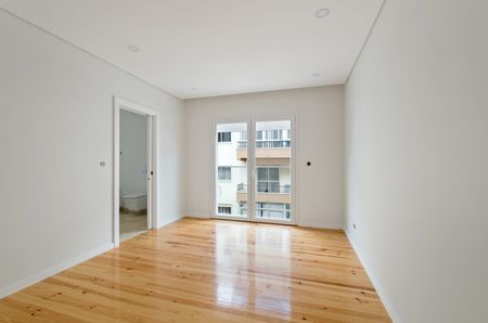 Apartamento T4 novo a estrear para arrendamento em São João do Estoril, Cascais - Photo 3