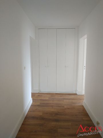 Location Appartement 3 pièces 75m² - Photo 4