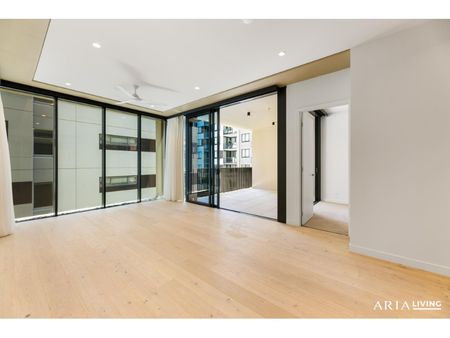 Trellis by Aria - Photo 3