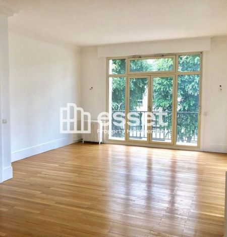 Appartement • Saint James-Général Koenig - Photo 4