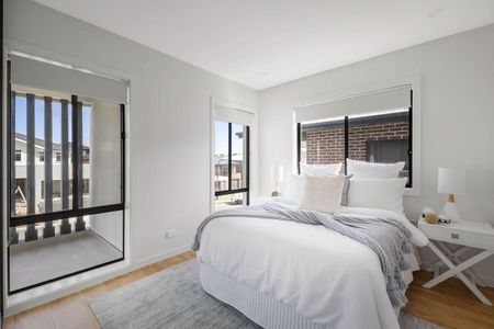 Stunning 5-Bedroom Family Home - Photo 5