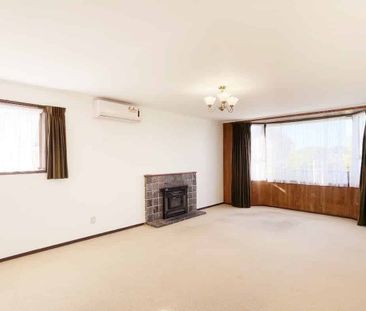 Ellerslie, 3 bedrooms 1.5bathroom - Photo 2