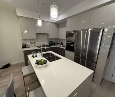 Modern Penthouse in Surrey - Photo 6