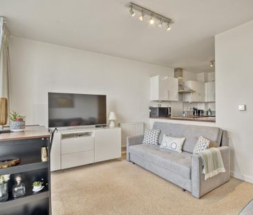 1 bedroom flat to rent - Photo 2