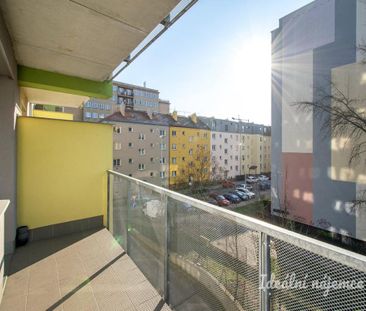 Pronájem bytu 1+kk 42 m2 - Photo 6