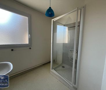 Location Appartement 3 pièces 59m² CHERBOURG-EN-COTENTIN 50100 - Photo 4