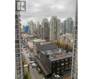 909 MAINLAND STREET, Vancouver, British Columbia - Photo 1