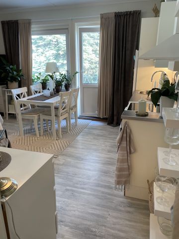 Fräsch 1:a på Överstan - Foto 3