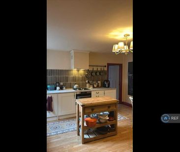 1 bedroom semi-detached house to rent - Photo 4