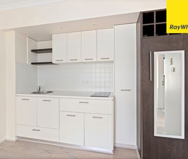 1/150 Monaro Crescent, Red Hill ACT 2603 - Apartment For Rent | Domain - Photo 3