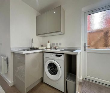 Studio to rent - Photo 5