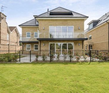 2 bedroom penthouse to rent - Photo 2
