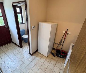62 Ballysallagh Road, Downpatrick, BT30 7EH - Photo 2