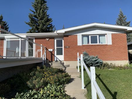 3128 Conrad Drive Northwest, Calgary - Photo 3