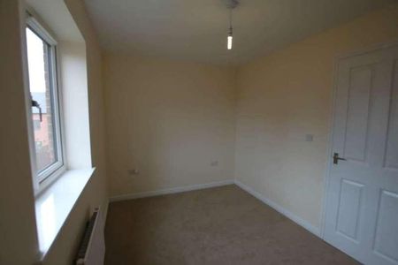 Turnhouse Crescent, Ettingshall Place, WV2 - Photo 3