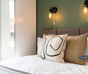 1 bedroom in a house share to rent - Photo 6