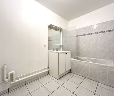 Location Appartement 3 pièces 66m² - Photo 5