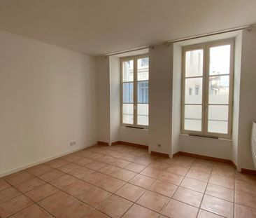 Location Appartement 1 pièce 18m² LA ROCHELLE 17000 - Photo 1